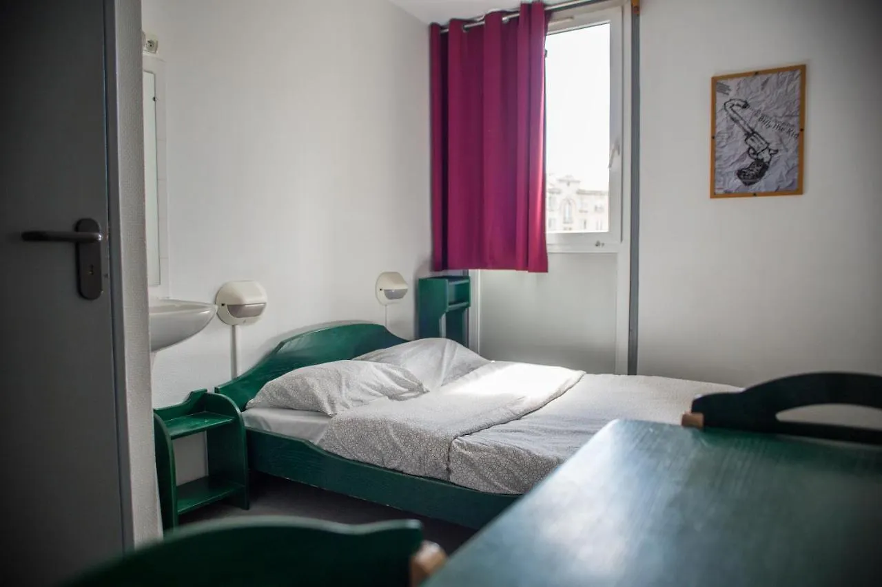 Auberge De Jeunesse Hi Paris Le D'Artagnan 0*,  Frankrijk