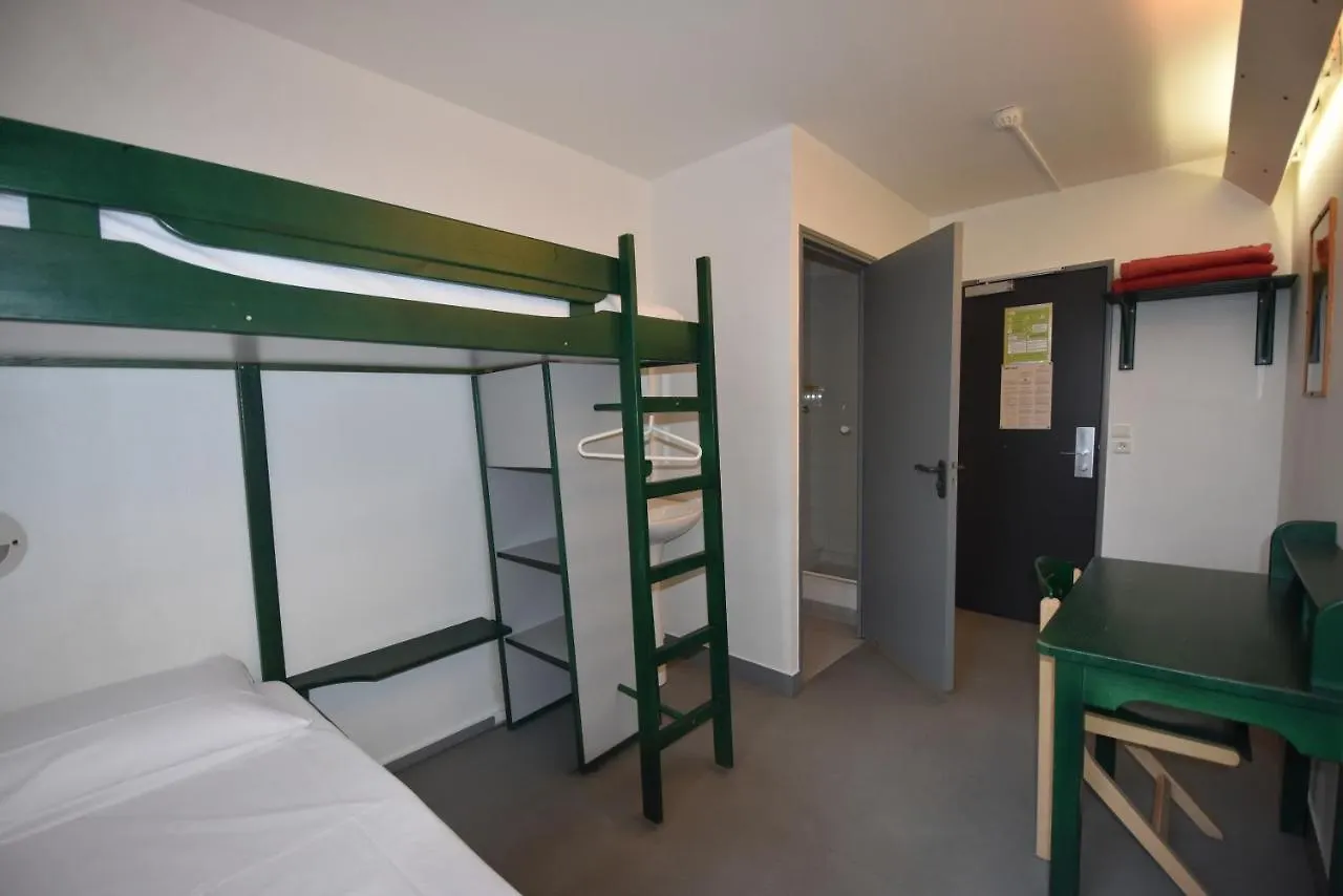 Auberge De Jeunesse Hi Paris Le D'Artagnan Hostel