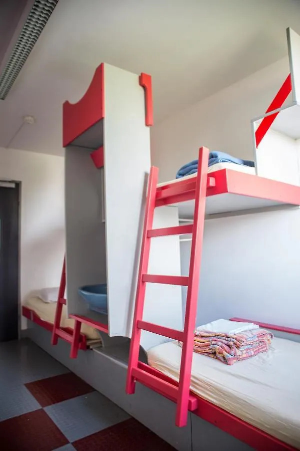 Hostel Auberge De Jeunesse Hi Paris Le D'Artagnan Francie
