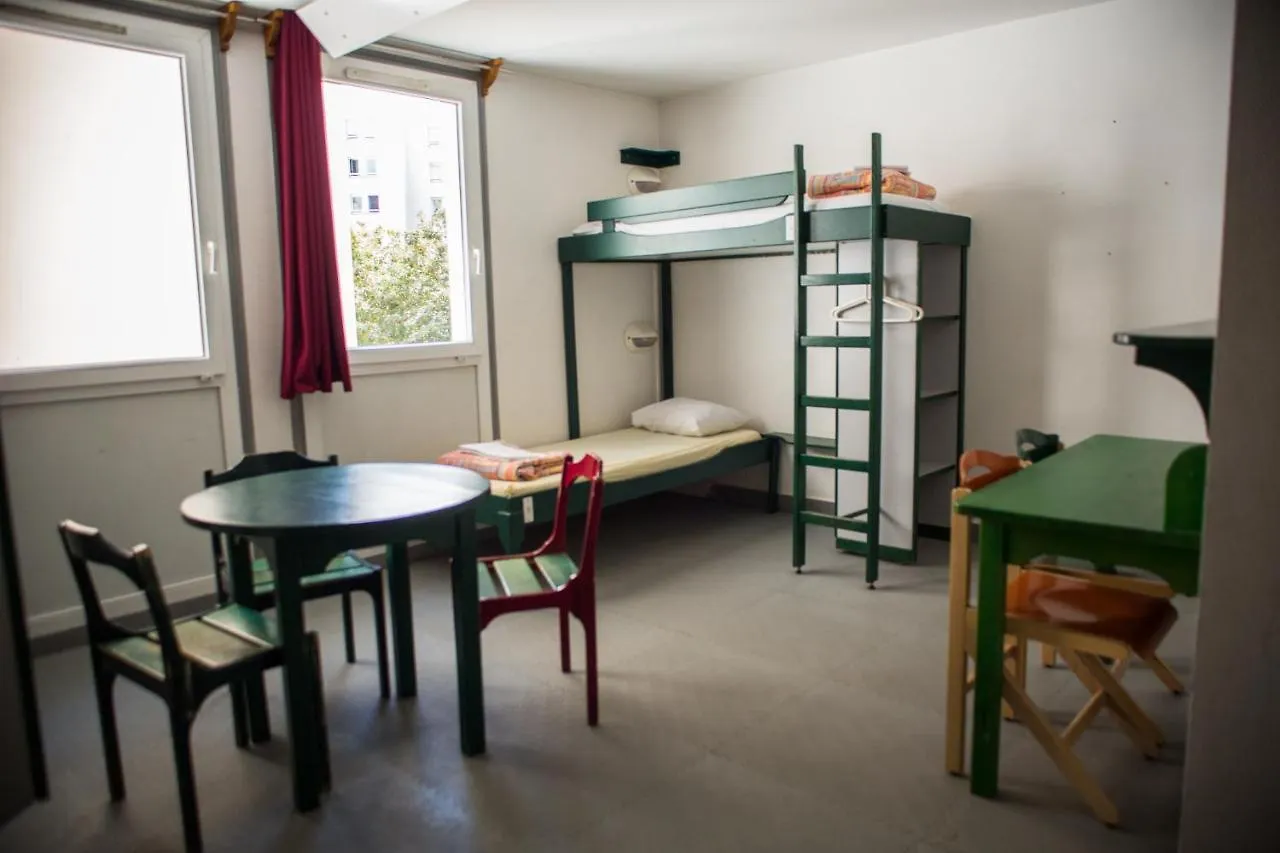 Auberge De Jeunesse Hi Paris Le D'Artagnan