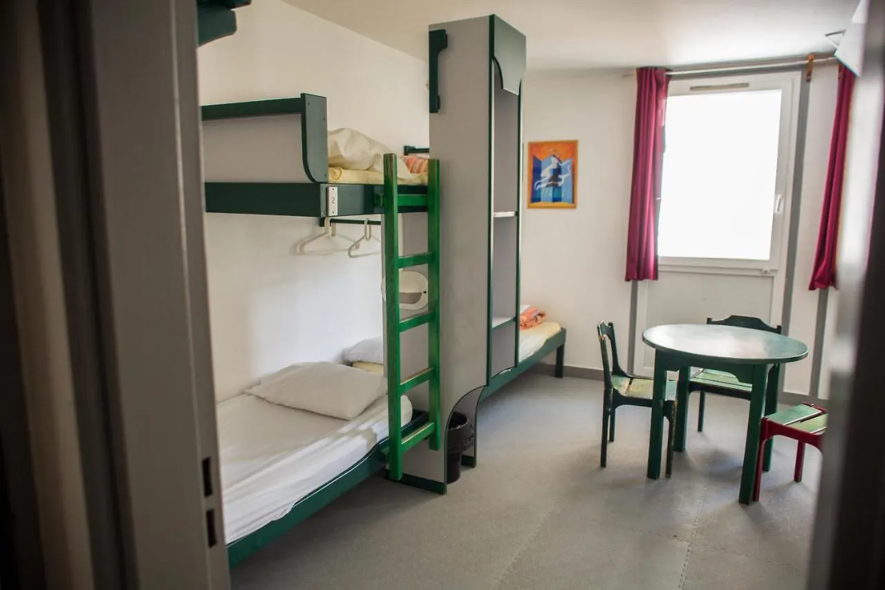 Hostel Auberge De Jeunesse Hi Paris Le D'Artagnan