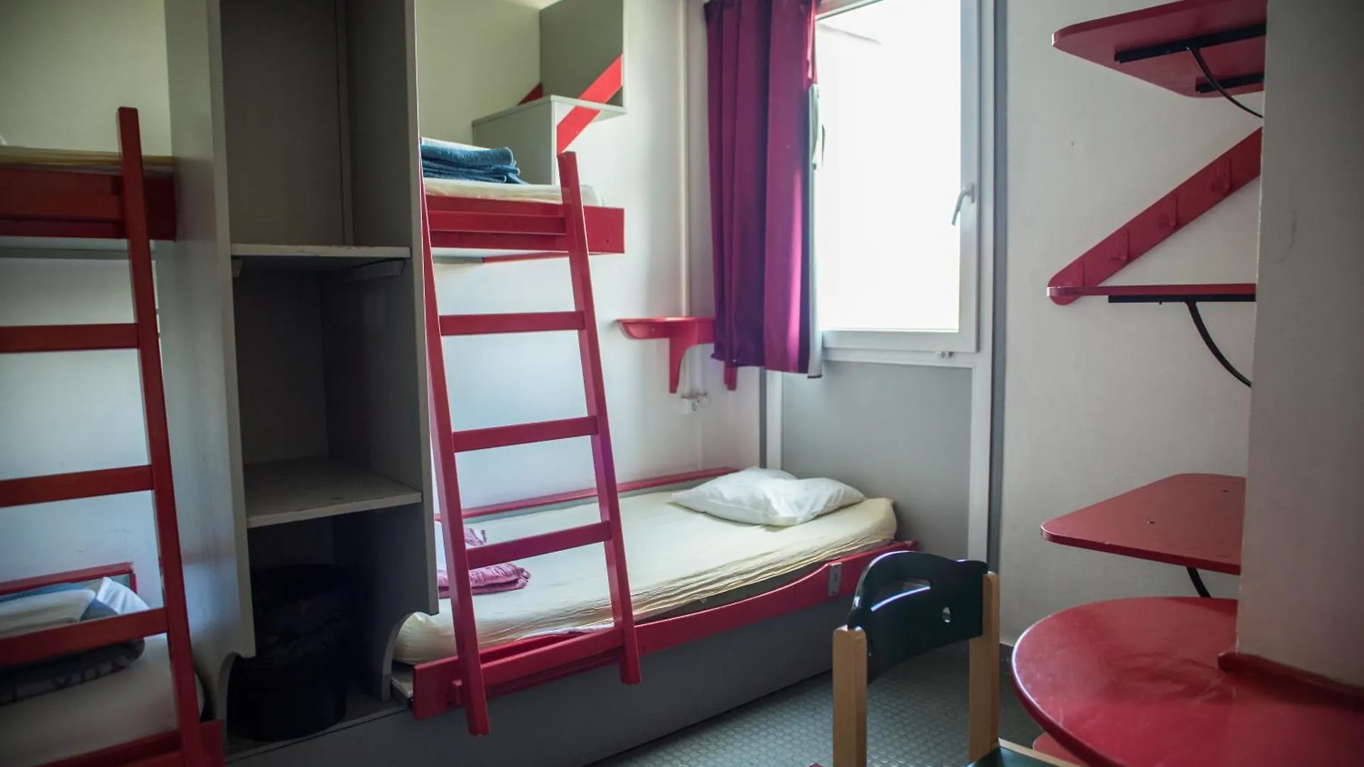 Auberge De Jeunesse Hi Paris Le D'Artagnan Франция